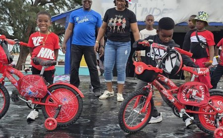 Team Cooper Christmas Giveaways | Regatta Park, George Town Exuma